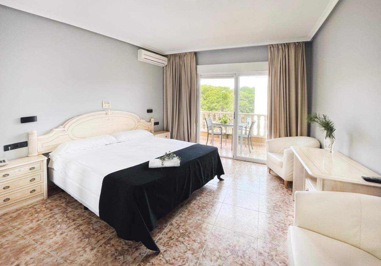 Hotel Parquemar Premium Beach グアルダマル・デル・セグラ エクステリア 写真
