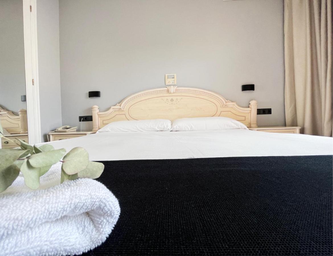 Hotel Parquemar Premium Beach グアルダマル・デル・セグラ エクステリア 写真